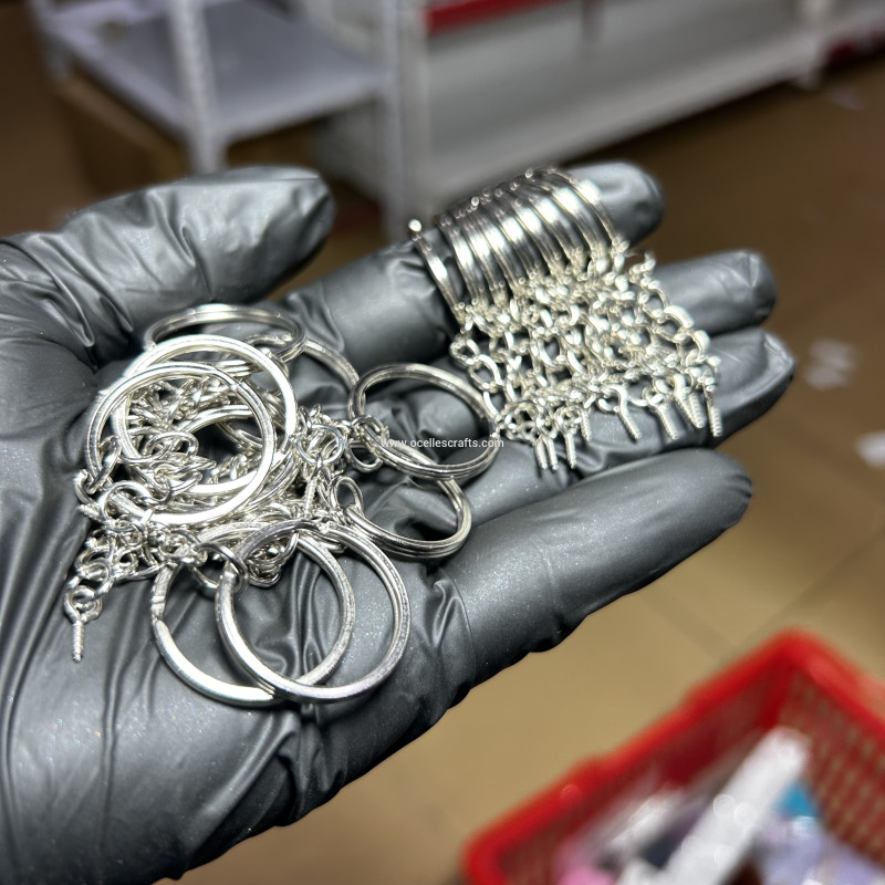 20pcs Silver Keyrings with Eyescrews