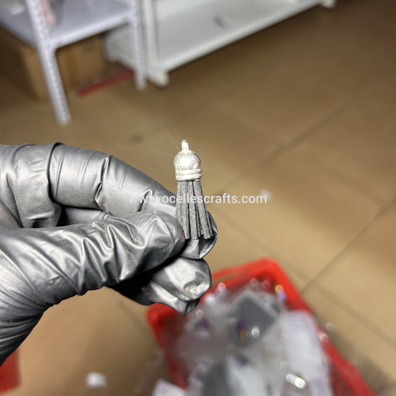 Black Silver Cap Leather Tassel