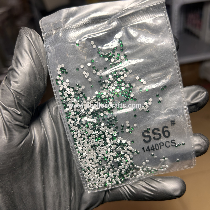 1440pcs Emerald Green Flat Back Crystal Rhinestones - SS6
